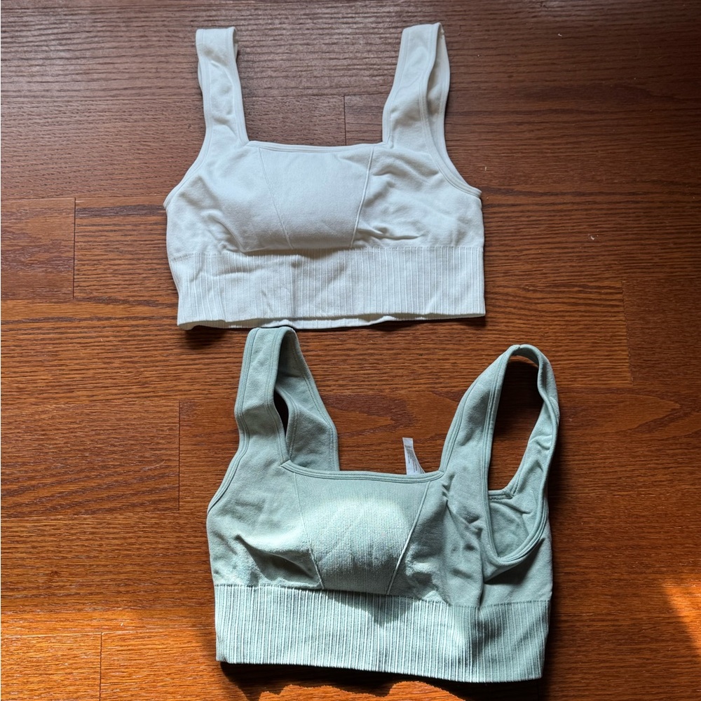Yogalicious Padded Sports Bras in Cream and Green